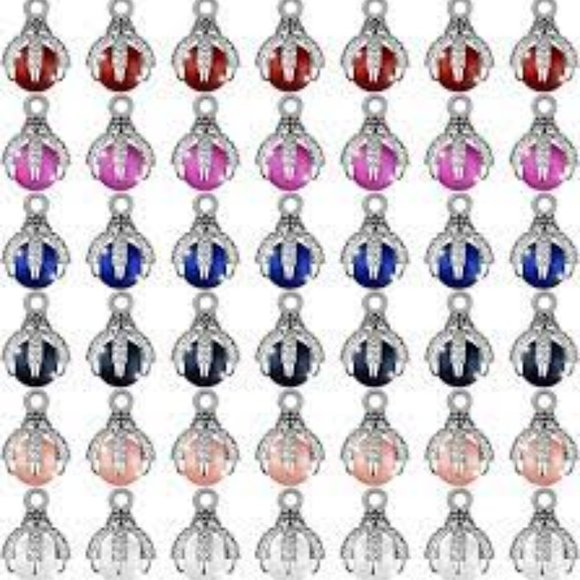 topwholesaler Jewelry - 42 Pcs Dragon Claw Pendants NWT